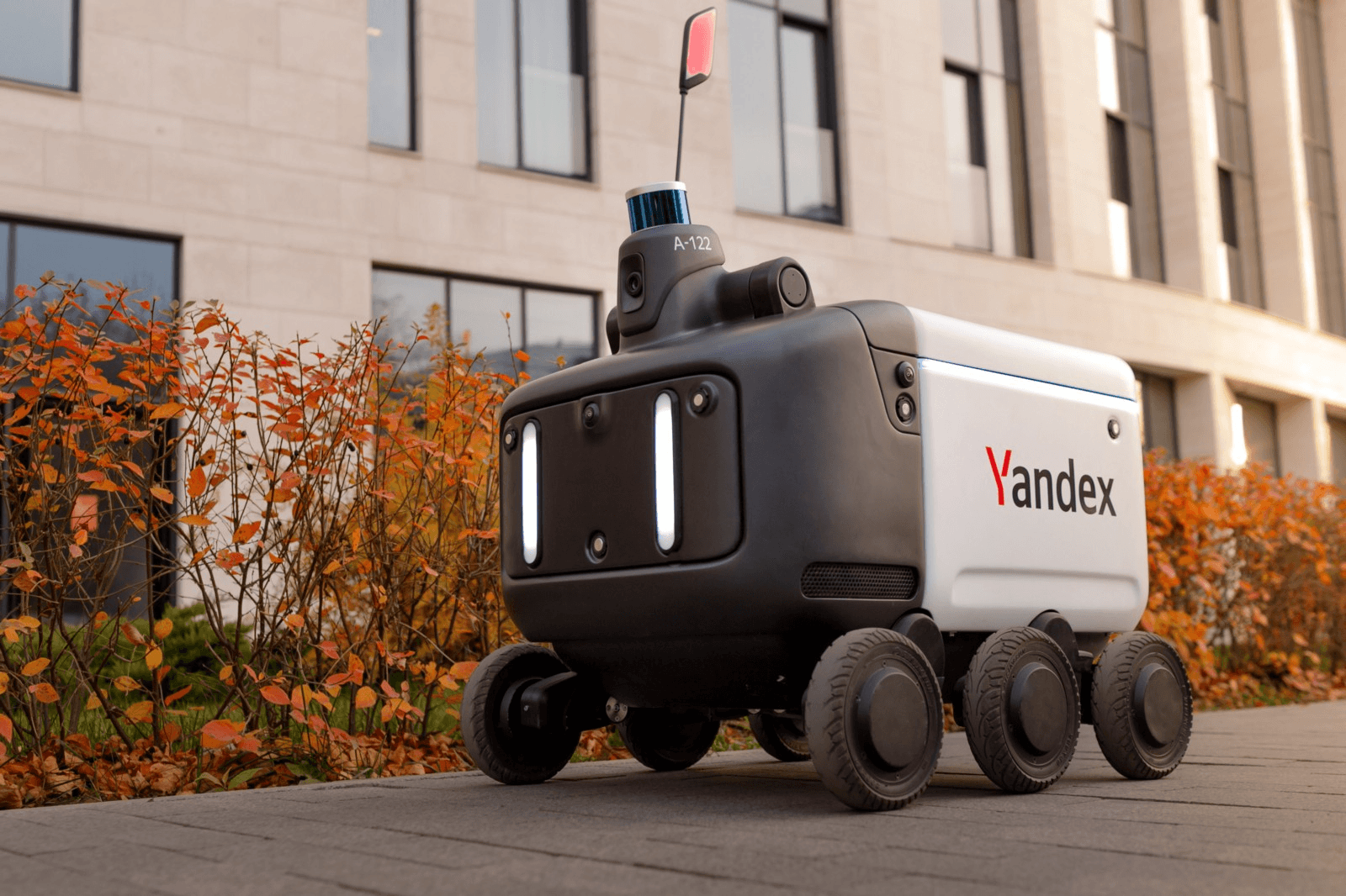 Yandex turar-joy majmualariga yetkazib berish robotlarini ijaraga olishni boshladi - birinchisi allaqachon Qozonda ishlay boshladi